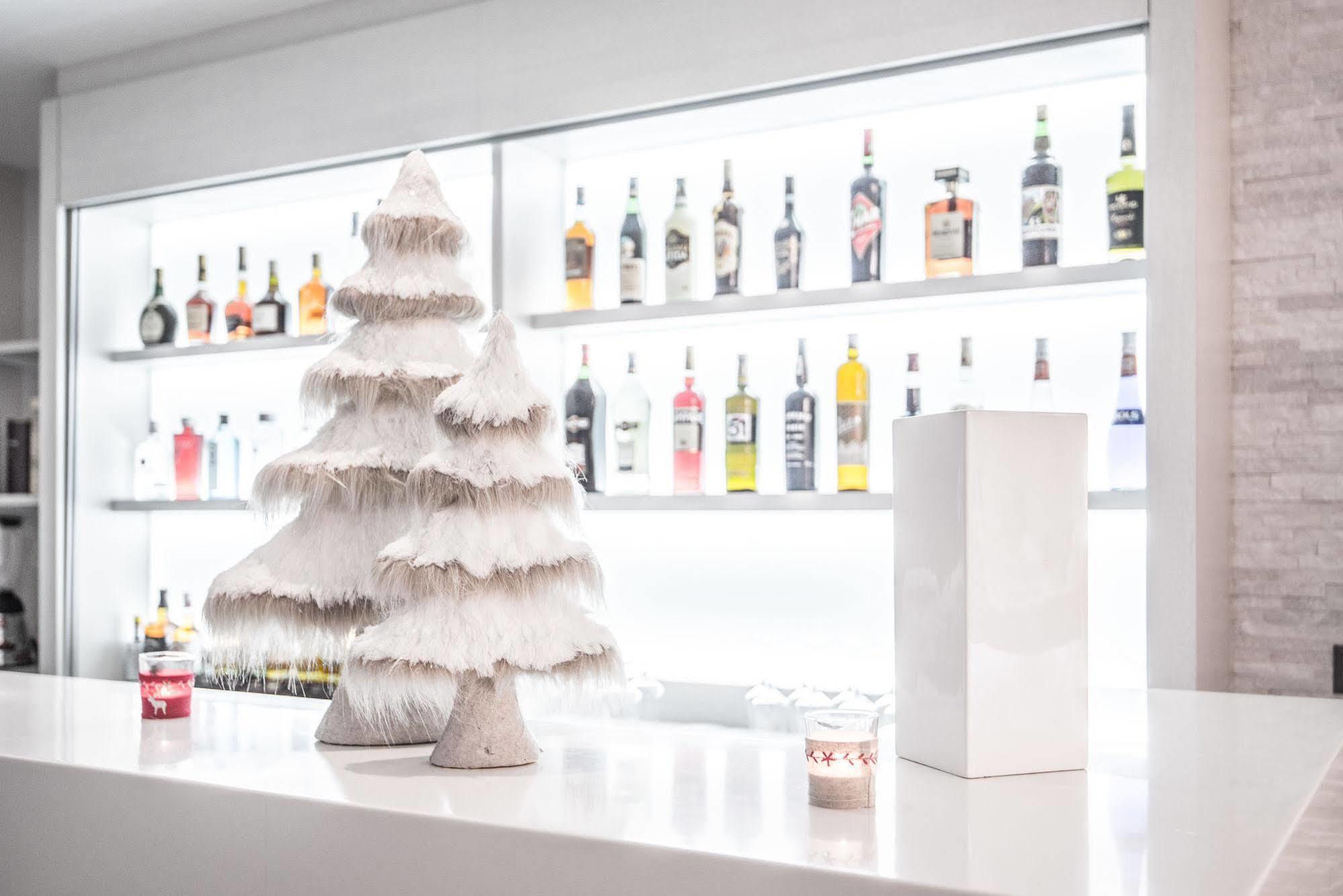 Le White - Le 42 Restaurant 4*
